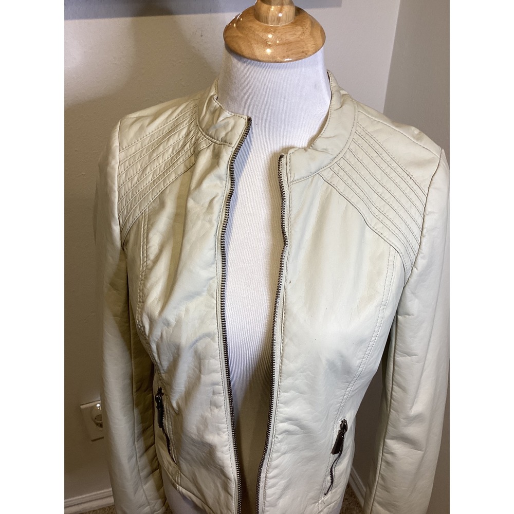 LZ Women's Faux Leather Moto Jacket Cream Collarless Zip Pockets Size M - Picture 2 of 6